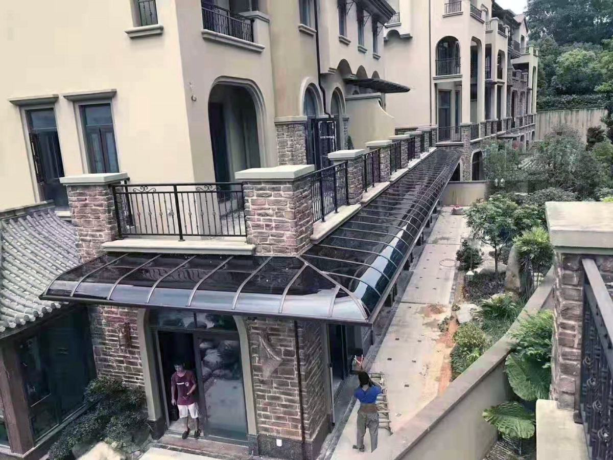 耐力板雨棚 ZYP-04-产品中心-户外遮阳棚、遮雨棚、伸缩棚、铝合金凉亭、铝合金天幕等产品大全_第13页