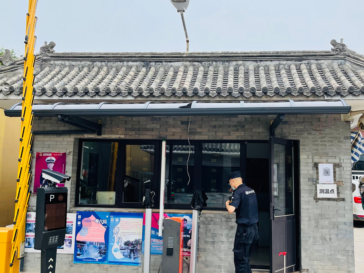 耐力板雨棚 ZYP-15-产品中心-户外遮阳棚、遮雨棚、伸缩棚、铝合金凉亭、铝合金天幕等产品大全_第4页