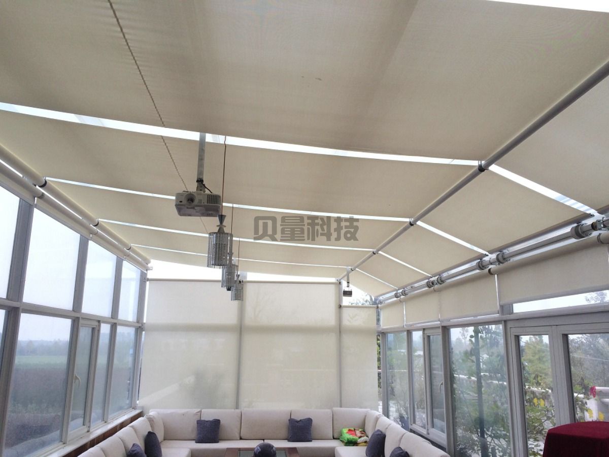 贝量遮阳告诉您:电动遮阳帘的优势有哪些?(图1) 贝量遮阳告诉您:电动遮阳帘的优势有哪些?(图1)