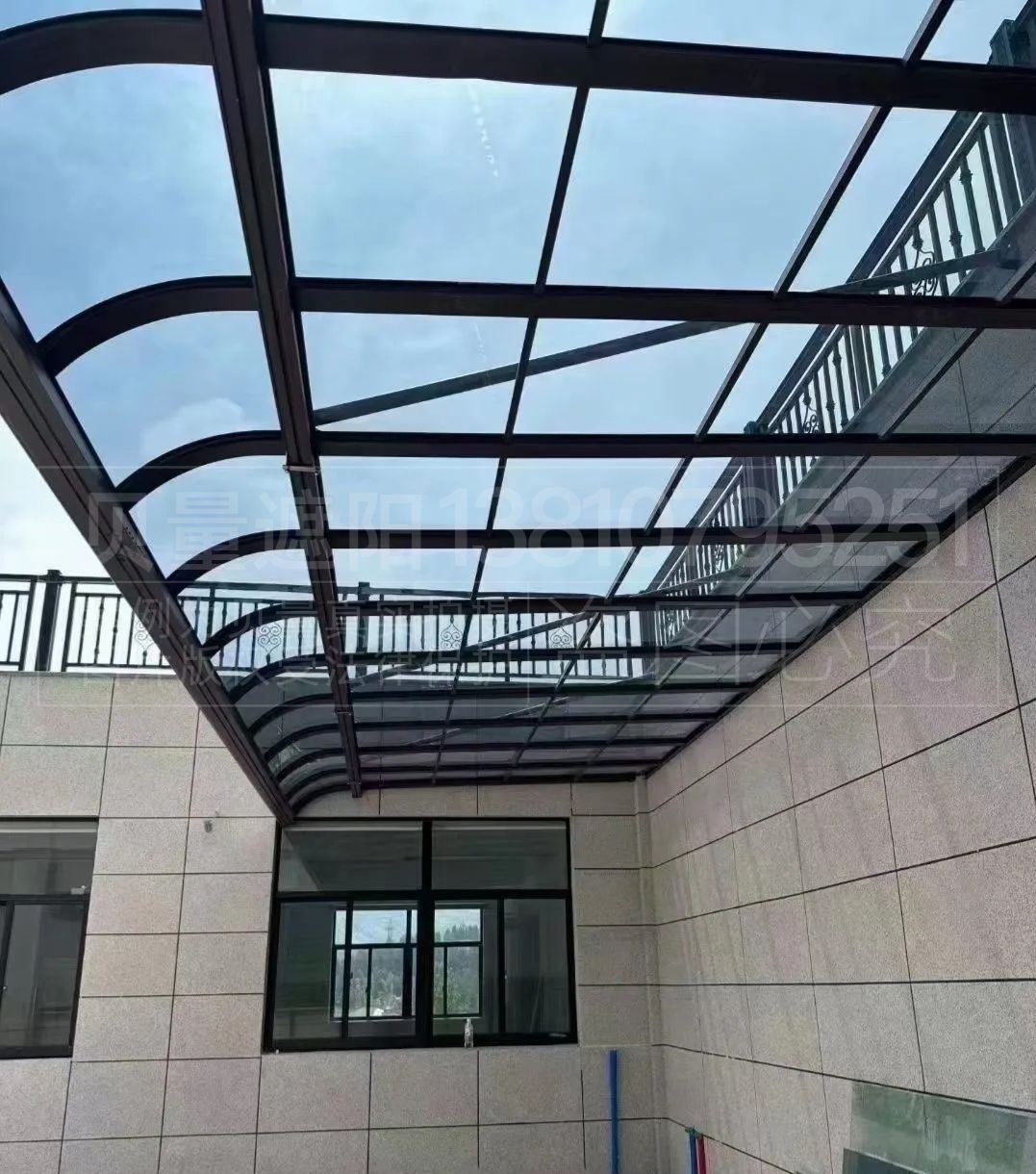 湖南省长沙市开福区恒基旭辉湖山赋 · 铝合金遮阳棚